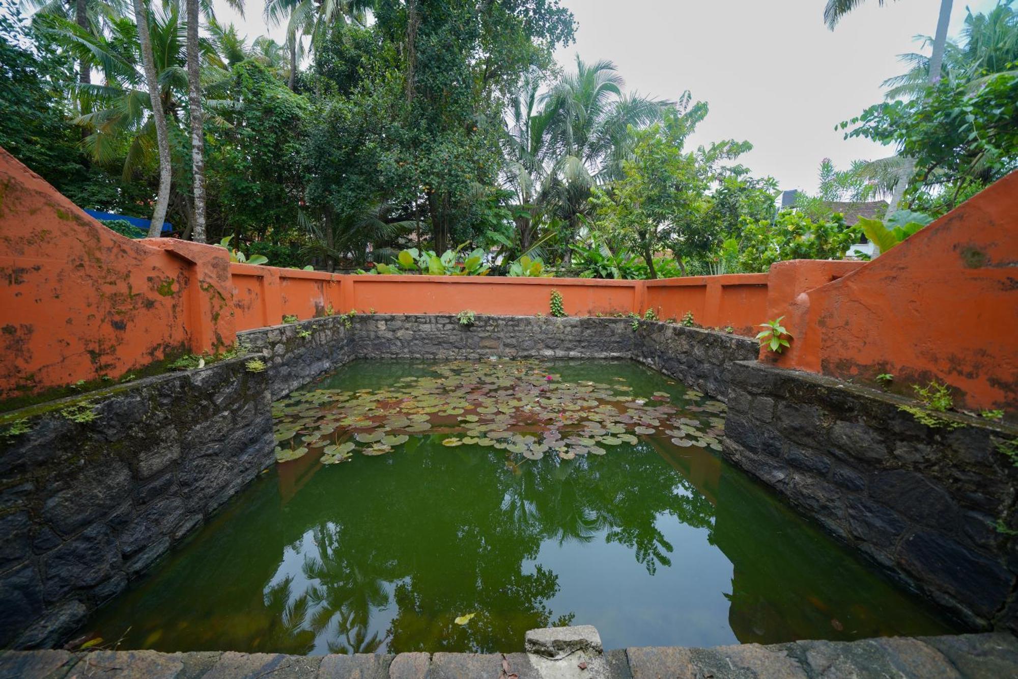 Govindamangalam Homestay Kochi Bagian luar foto