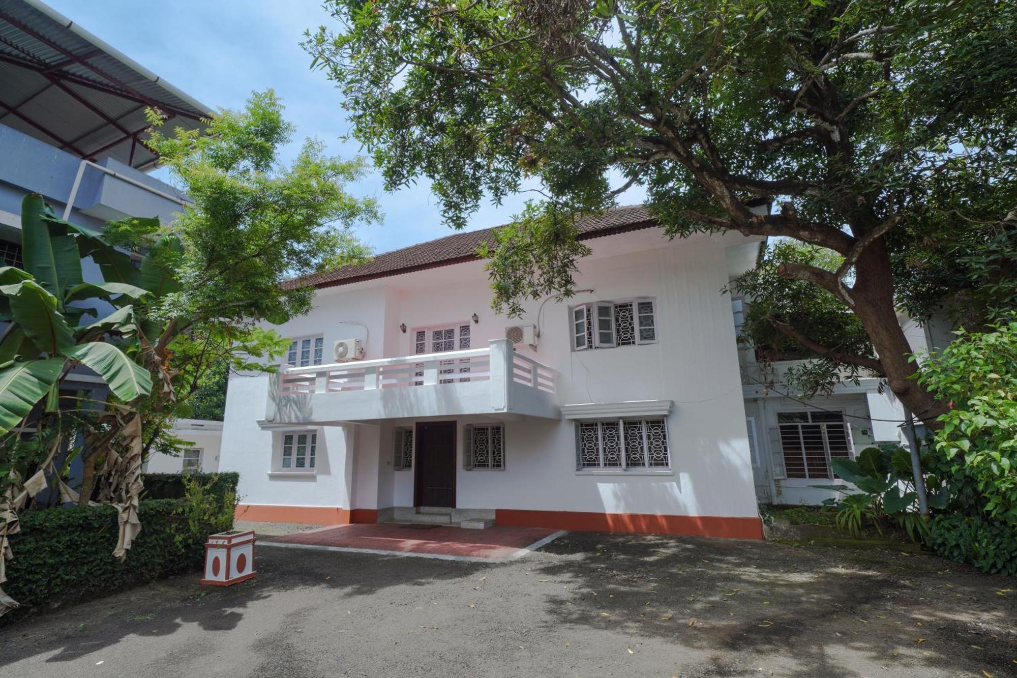 Govindamangalam Homestay Kochi Bagian luar foto