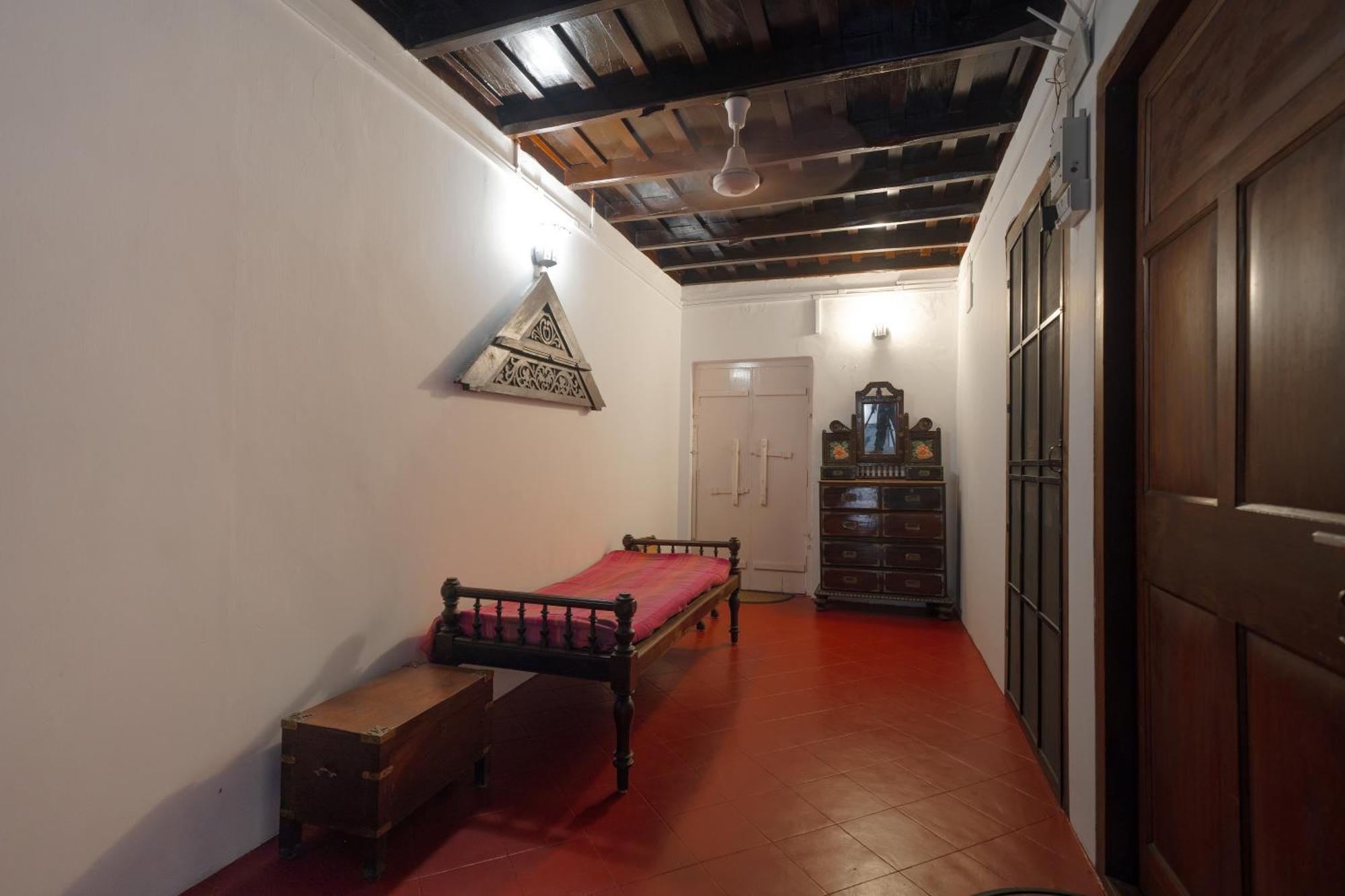 Govindamangalam Homestay Kochi Bagian luar foto