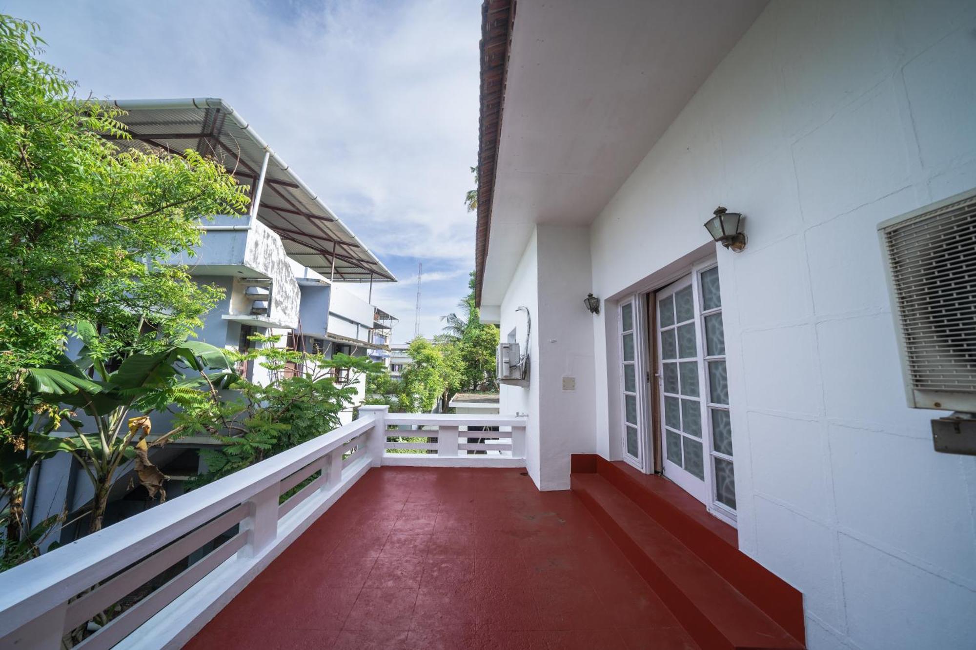 Govindamangalam Homestay Kochi Bagian luar foto